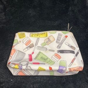 Makeup bag